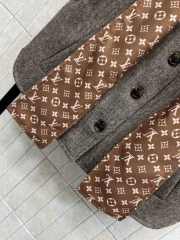 Uubags Louis Vuitton 1AJGMZ Vest In Dark brown - 3