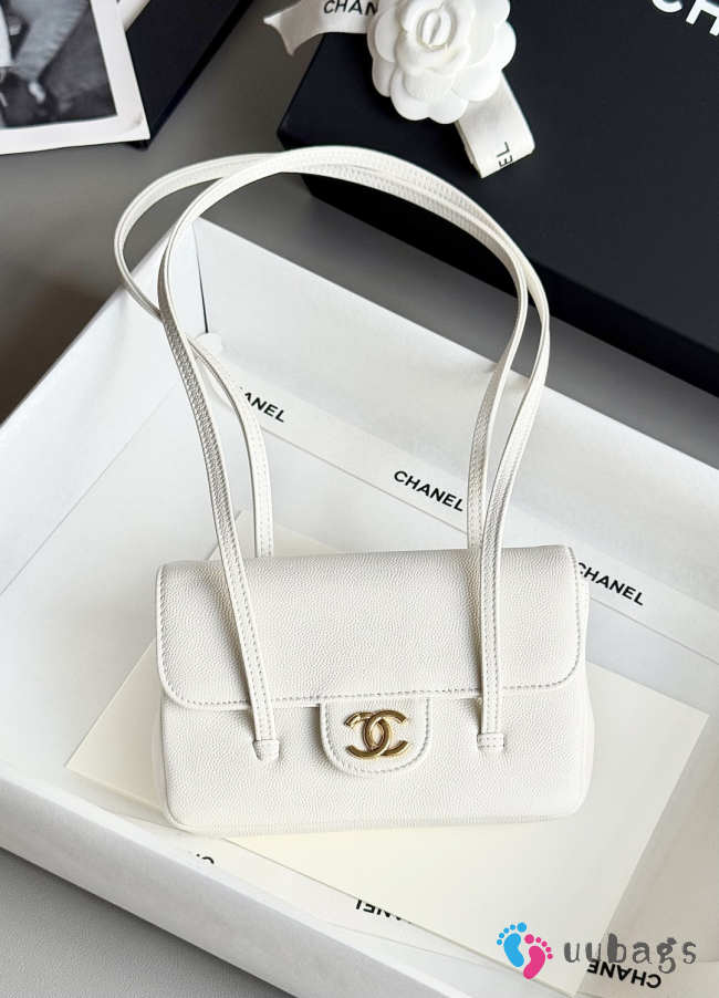 Uubags Chanel mini clutch with leather strap in white 11.5x17x5cm - 1