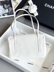 Uubags Chanel medium clutch with leather strap in white 15x22x7cm  - 2