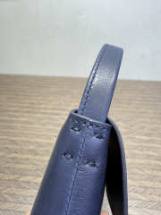 Uubags The Row Small Sally Leather Shoulder Bag In Navy Blue 19x3.5x13.5cm - 4