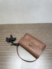 Uubags The Row Small Sally Leather Shoulder Bag In Brown 19x3.5x13.5cm - 4