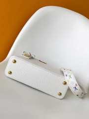 Uubags Louis Vuitton M13253 LV x TM Capucines BB Bag In White 27x17.3x9cm - 6