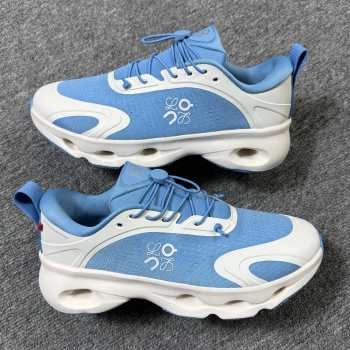 Uubags Loewe x On Cloudsolo sneaker in blue/white