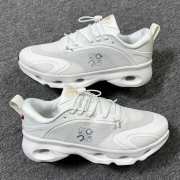 Uubags Loewe x On Cloudsolo sneaker in white - 1