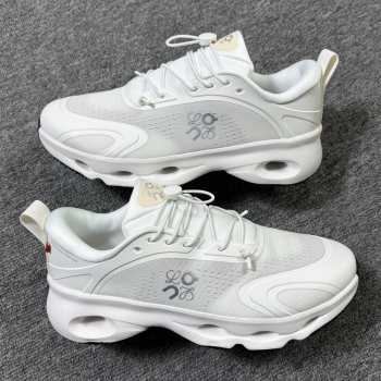 Uubags Loewe x On Cloudsolo sneaker in white