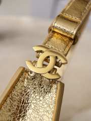 Uubags Chanel 26C Quilted Metallic Gold Baguette Bag 14x22.5x7.5cm - 6