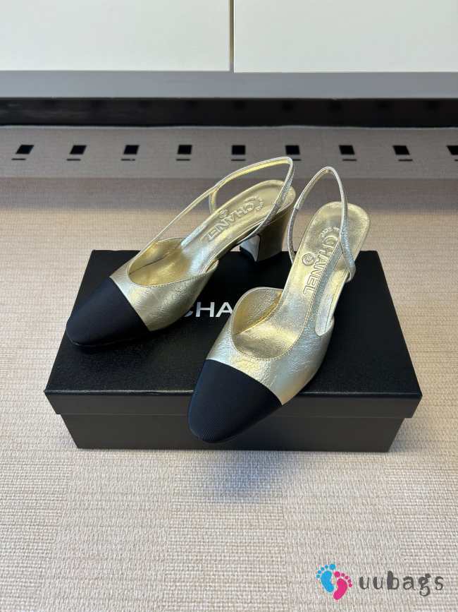Uubags Chanel Slingback Shoes Metallic-finish Lambskin & Grosgrain Fabric Pale Gold & Black 6.5cm - 1