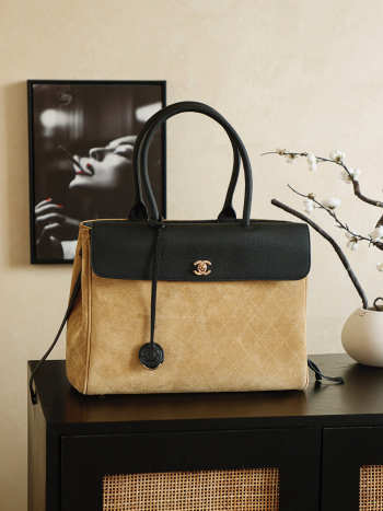 Uubags Chanel Small Coco Handle Bag In Quilted Suede With Grained Calfskin Beige/Black 16x37x29cm