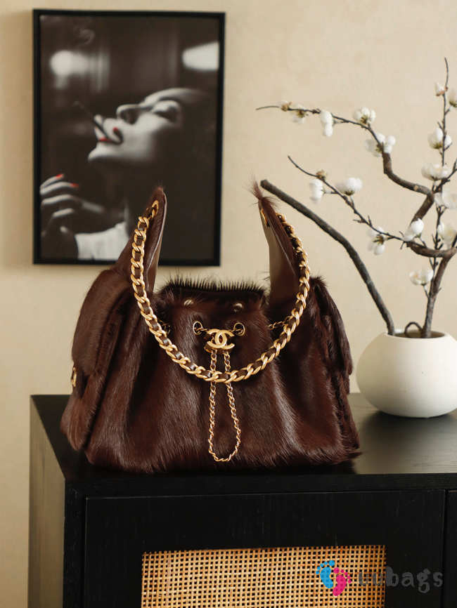 Uubags Chanel 25 Handbag Brown Mink Fur with Gold Hardware 30x26x14cm - 1