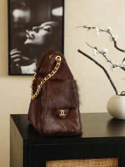 Uubags Chanel 25 Handbag Brown Mink Fur with Gold Hardware 30x26x14cm - 5