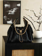 Uubags Chanel 25 Handbag Black Mink Fur with Gold Hardware 30x26x14cm - 1