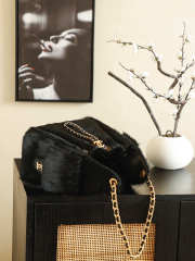 Uubags Chanel 25 Handbag Black Mink Fur with Gold Hardware 30x26x14cm - 4