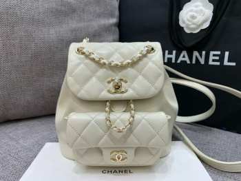 Uubags Chanel Backpack Grained Shiny Calfskin & Gold-Tone Metal White 18x19x12cm