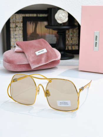Uubags Miu Miu Sunglasses SMUA55