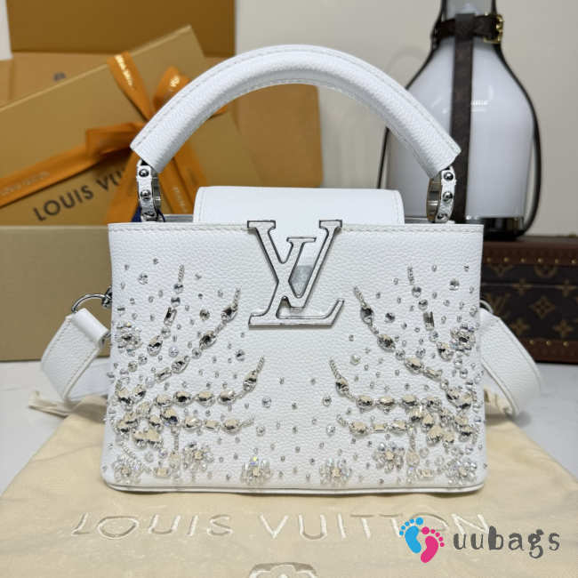 Uubags Louis Vuitton M25934 Capucines Mini Bag In Lily White 21x13.6x8cm - 1