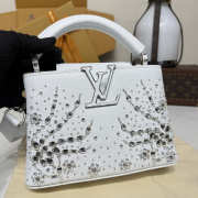 Uubags Louis Vuitton M25934 Capucines Mini Bag In Lily White 21x13.6x8cm - 5