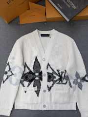 Uubags Louis Vuitton 1AJBX8 Wool Coat In Almond Milk Color - 4