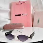 Uubags Miu Miu SMUA62 Logo sunglasses - 1