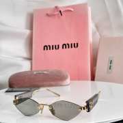 Uubags Miu Miu SMUA62 Logo sunglasses - 2