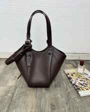 Uubags Loewe Hammock flip bag in dark chestnut classic calfskin 15x22.5x21cm - 2