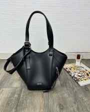 Uubags Loewe Hammock flip bag in black classic calfskin 15x22.5x21cm - 4