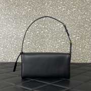 Uubags Valentino Garavani Vain Clutch Bag In Black Shiny Calfskin 23.5x12x3cm - 4