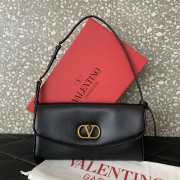 Uubags Valentino Garavani Vain Clutch Bag In Black Shiny Calfskin 23.5x12x3cm - 5