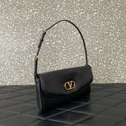 Uubags Valentino Garavani Vain Clutch Bag In Black Shiny Calfskin 23.5x12x3cm - 6