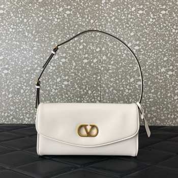 Uubags Valentino Garavani Vain Clutch Bag In White Shiny Calfskin 23.5x12x3cm