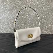 Uubags Valentino Garavani Vain Clutch Bag In White Shiny Calfskin 23.5x12x3cm - 6
