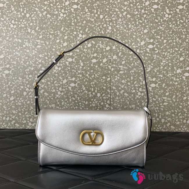 Uubags Valentino Garavani DeVain Small Shoulder Bag in Silver Laminated Nappa Leather 23.5x12x3cm - 1
