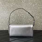 Uubags Valentino Garavani DeVain Small Shoulder Bag in Silver Laminated Nappa Leather 23.5x12x3cm - 2