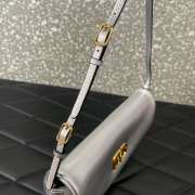 Uubags Valentino Garavani DeVain Small Shoulder Bag in Silver Laminated Nappa Leather 23.5x12x3cm - 3