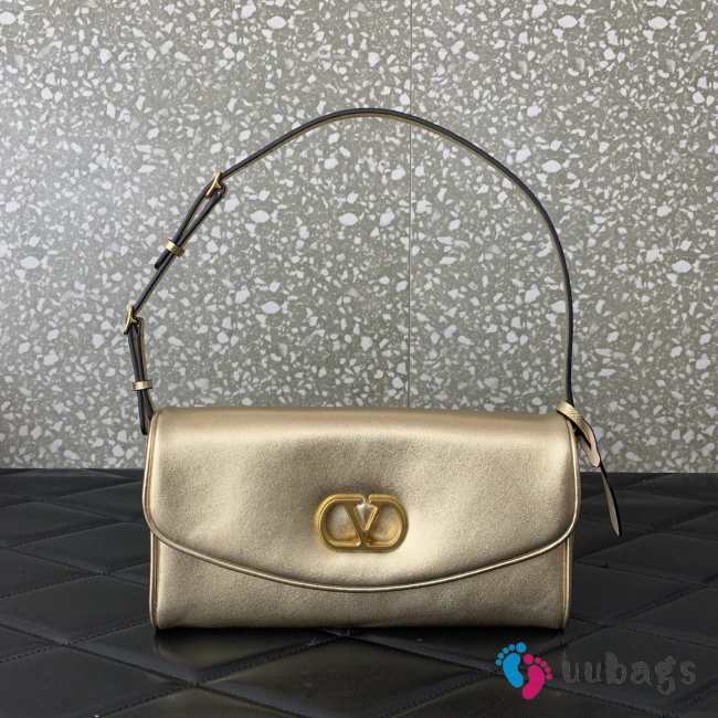 Uubags Valentino Garavani DeVain Small Shoulder Bag in Gold Laminated Nappa Leather 23.5x12x3cm - 1
