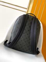 Uubags Louis Vuitton M26765 Discovery Cargo Backpack 30x39x19cm - 2