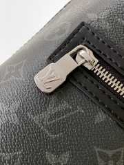 Uubags Louis Vuitton M14020 Discovery Slim Backpack Monogram Eclipse Coated Canvas 28x38x13cm - 4