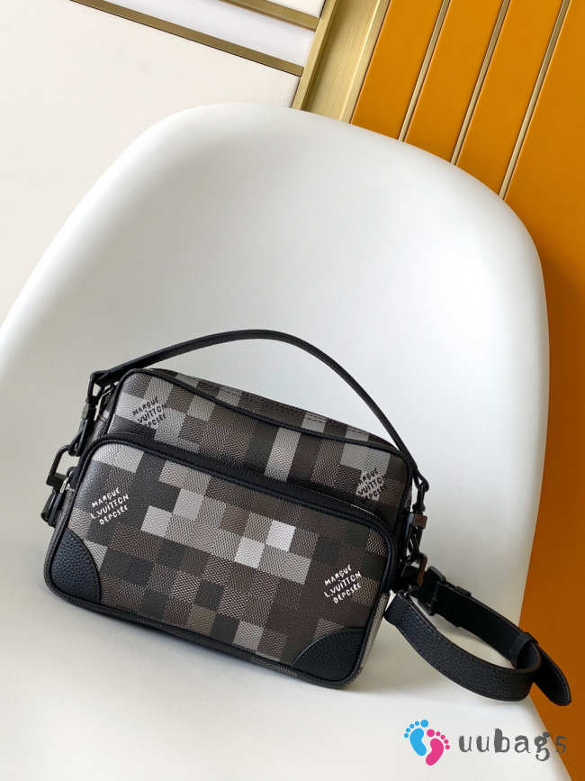 Uubags Louis Vuitton M14988 Nil Messenger Bag In Black 25x17.5x11cm - 1