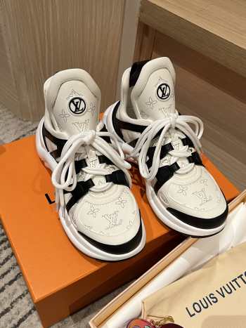 Uubags Louis Vuitton LV Archlight Sneaker In Black/ White
