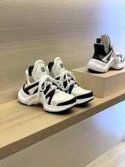 Uubags Louis Vuitton LV Archlight Sneaker In Black/ White - 2