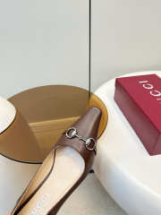 Uubags Gucci Vittoria pump in brown leather 6cm - 3