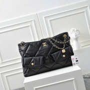 New Arrivals 2026 Chanel shopping bag in shiny lambskin & gold-tone metal 38x11x26cm - 4