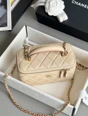 Uubags Chanel 24K Vanity In Lambskin With Beige & Pink Handle 9.5x17x8cm (H) - 5