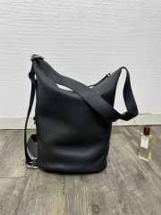 Uubags Loewe Loop bucket in supple grained calfskin 39x39x15.5cm - 2