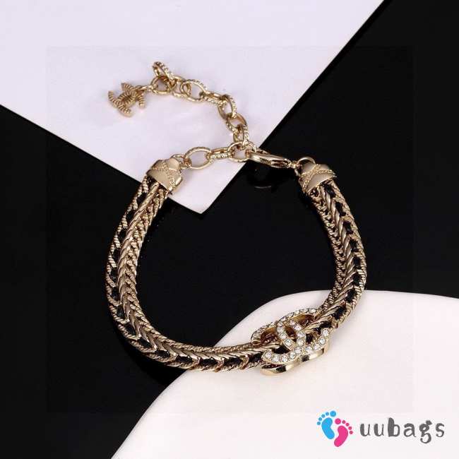 Uubags Chanel Double C Crystal Chain Bracelet in Gold - 1