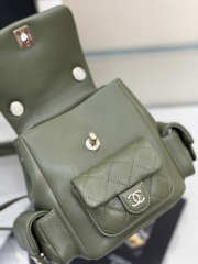 Uubags Chanel Backpack Grained Shiny Calfskin & Gold-Tone Metal Coral Khaki Green 21.5x19.5x12cm - 4