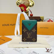 Uubags Louis Vuitton M12855 Porte-Carte Magnet Card Holder Borneo Green 6.5x9.5x0.5cm - 1
