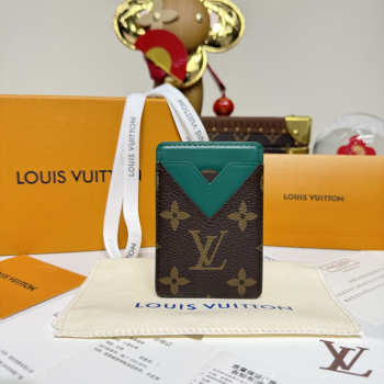 Uubags Louis Vuitton M12855 Porte-Carte Magnet Card Holder Borneo Green 6.5x9.5x0.5cm