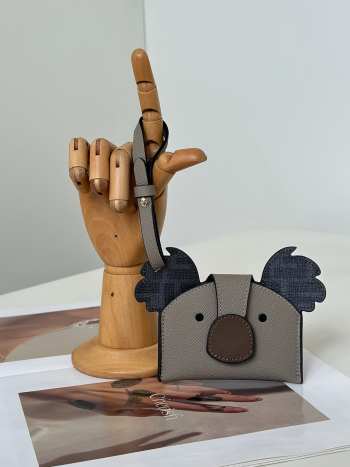 Uubags Fendi Best Friends Forever Card Case Dove grey leather and grey FF fabric card holder