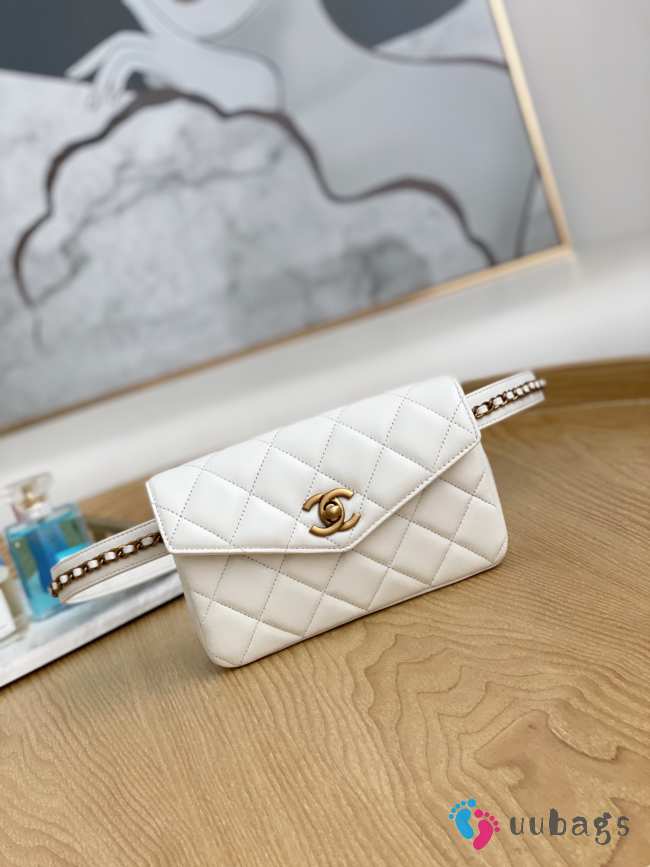 Uubags Chanel Quilted Leather Waist Belt Bag In White 18x3.5x12cm - 1