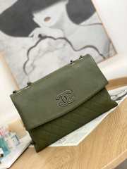 Uubags Chanel CC Quilted Lambskin Flap Shoulder Bag In Green 32x7.5x19cm - 1